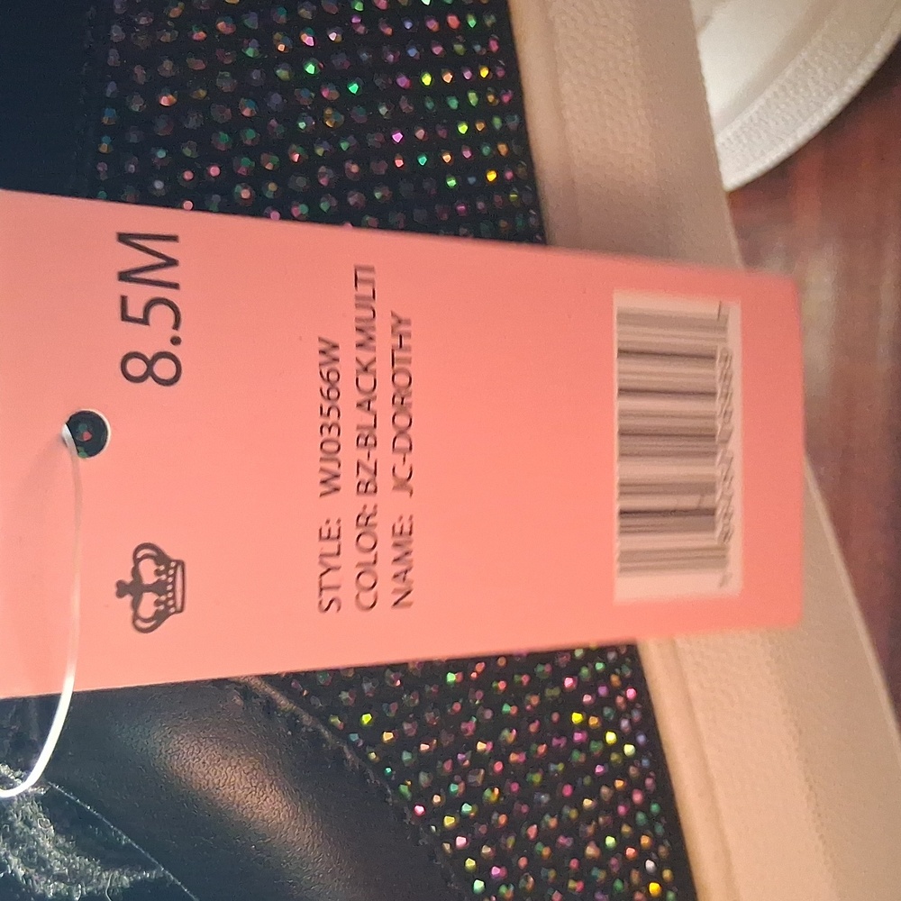 NWT Juicy Couture Womens 8.5 Sneakers - Picture 3 of 5